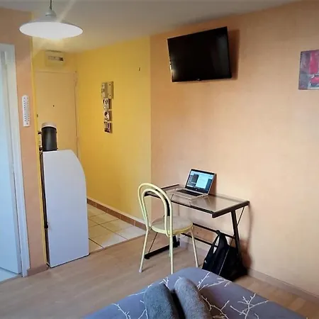 Studio 5 Avec Wifi Limoges Exterior foto